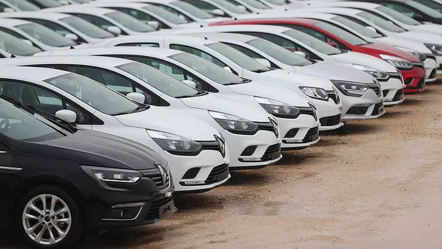 Bazı markalar bir ayda 3 kez fiyat arttırmıştı! Otomobilde yeni zam kapıda