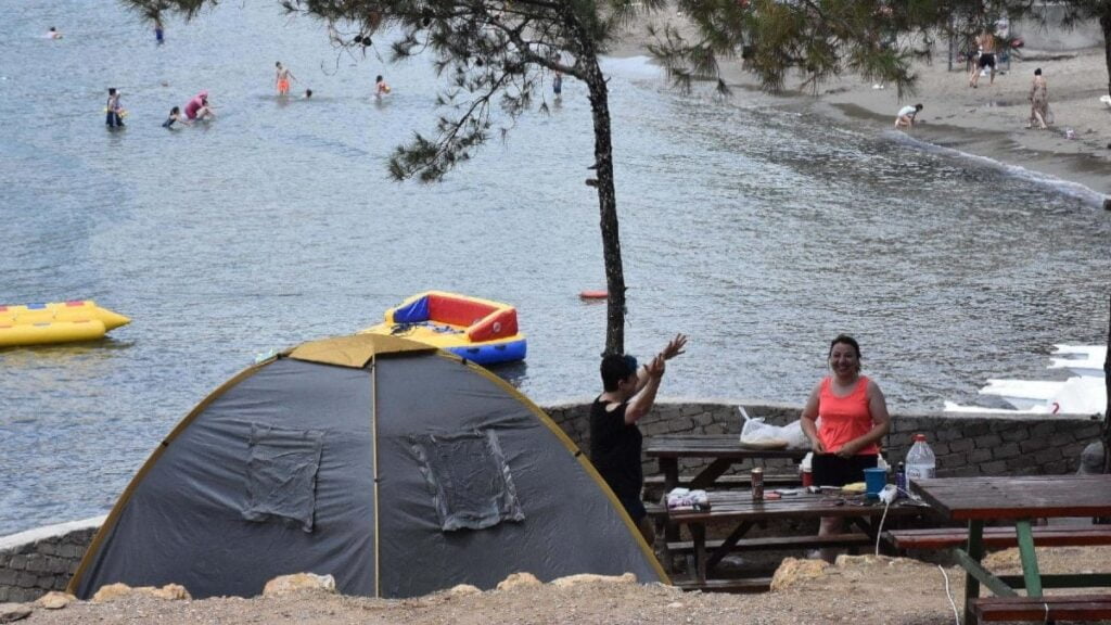 Otelde tatil lüks olunca çadır ve karavan tatiline talep arttı