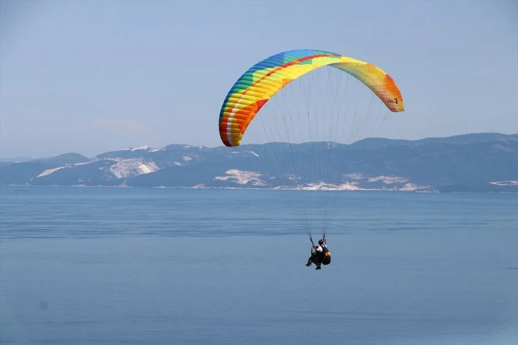 Uçmakdere, Kurban Bayramı’nda Yamaç Paraşütü Tutkunlarının Uğrak Yeri
