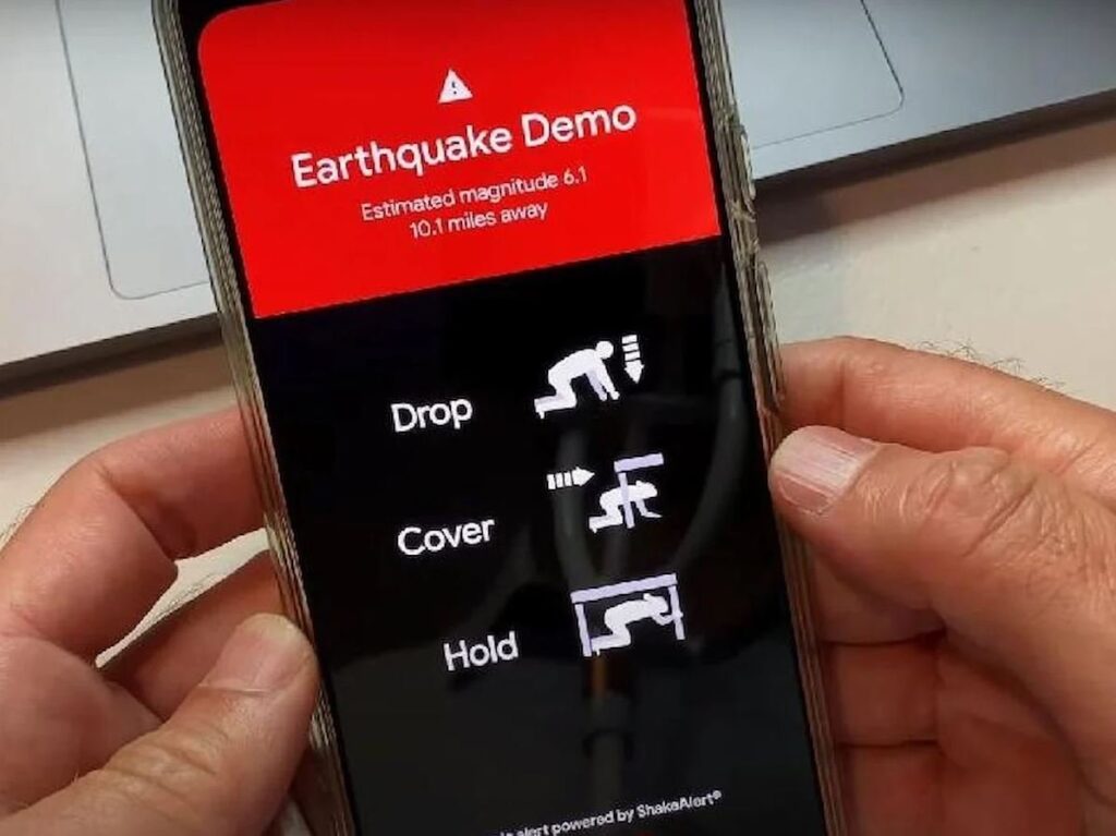 DEPREM UYARI SİSTEMİ NASIL AÇILIR? Google Android deprem uyarı sistemi nedir, nasıl indirilir?