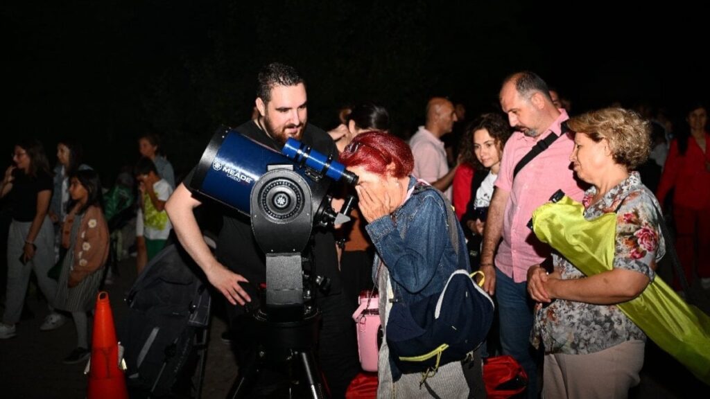 Gökyüzü tutkunları ‘Perseid meteor yağmuru’nu takip etti
