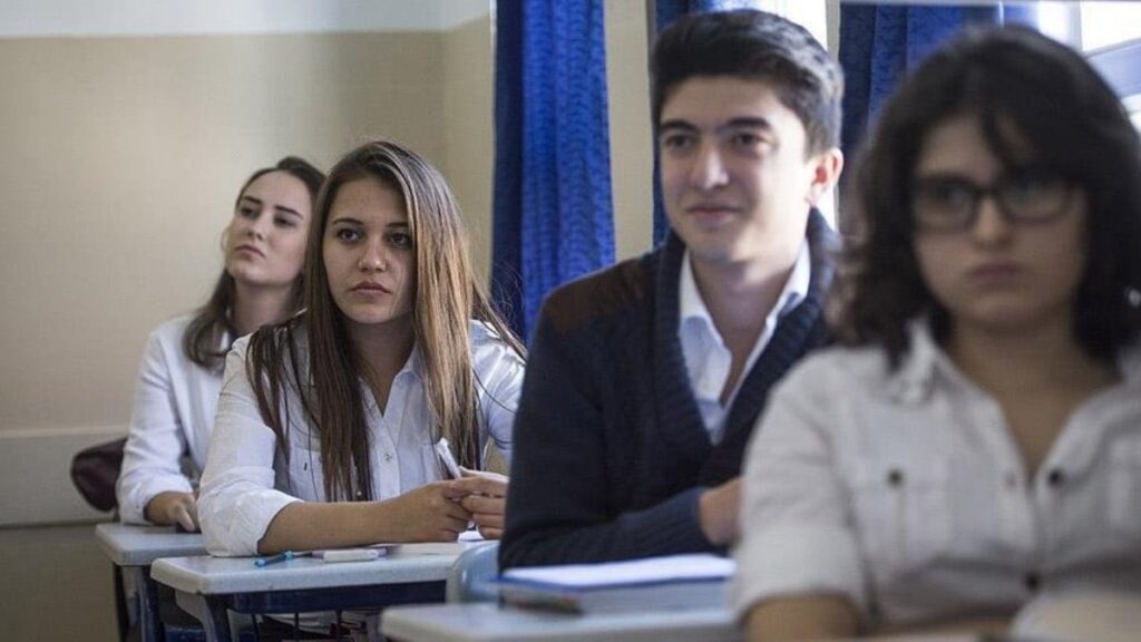 Lisede ‘Sınıfta kalma’ geri döndü