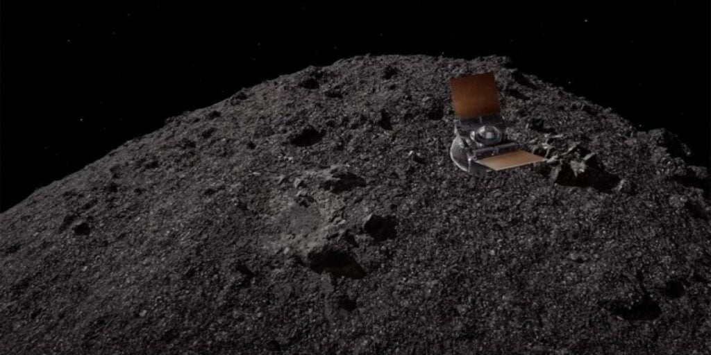 NASA, Bennu’dan Örnekler Topladı… En Az Bir Fincan Moloz İçeriyor!
