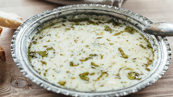 Tam kıvamında yayla çorbası tarifi! Usta çorbacı kesilmeyen çorbanın tarifini verdi