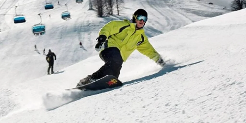 Uludağ’a Kar Erken Yağdı Ama Bu Paraları Ödeyecek Babayiğit Aranıyor