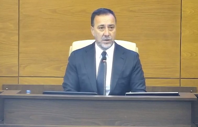 Yılmaz, “Belediye hesaplarına hacizler gelmeye başladı”