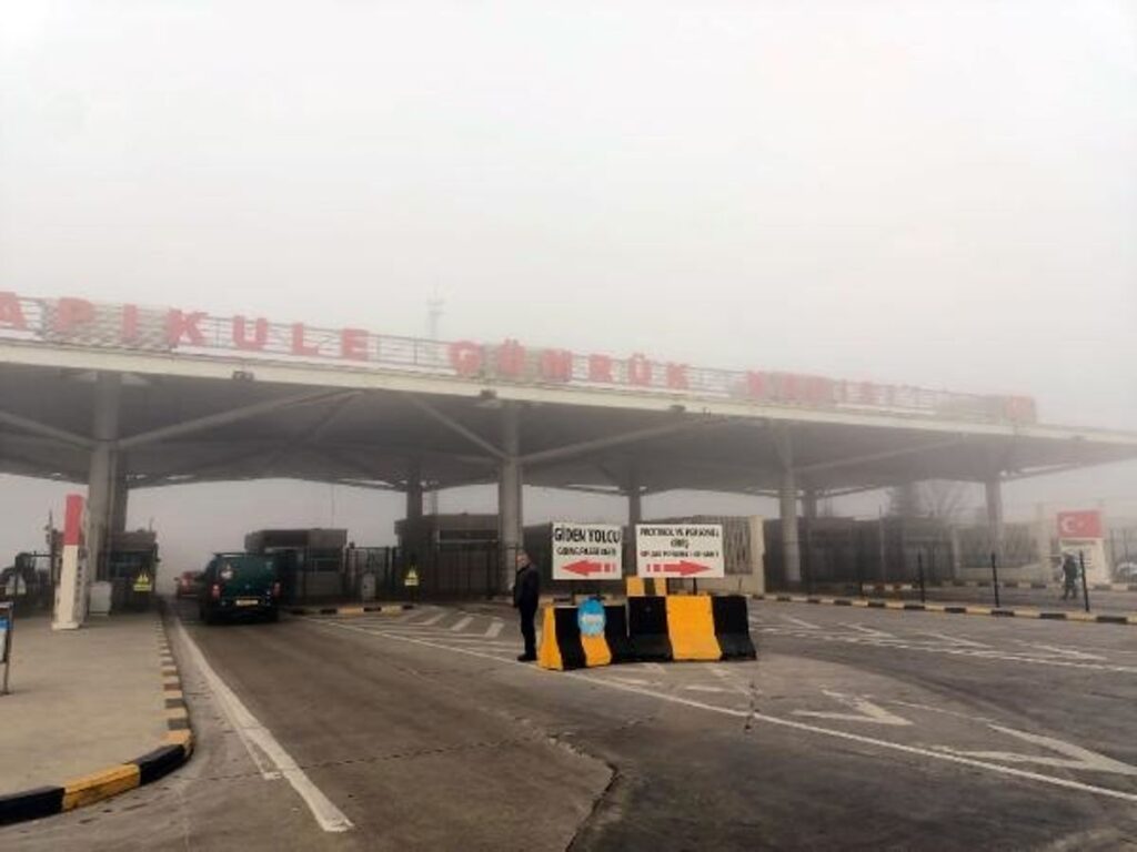Kapıkule Sınır Kapısı’nda Yaya Geçişleri Yeniden Başladı