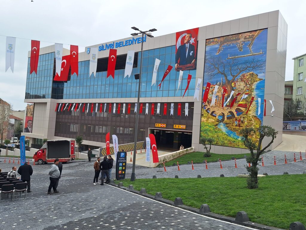 Belediye Ek Hizmet Binası için açılış töreni düzenlendi.