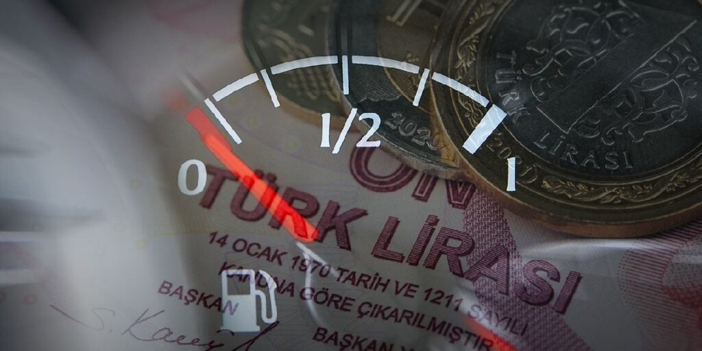 Benzin ve Motorine Büyük Zam Geldi: Benzin Fiyatı Rekor Seviyeye Çıktı