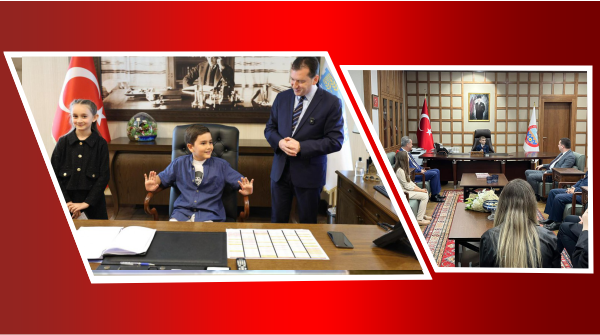 Kaymakam ve Belediye Başkanı koltuklarını devretti.