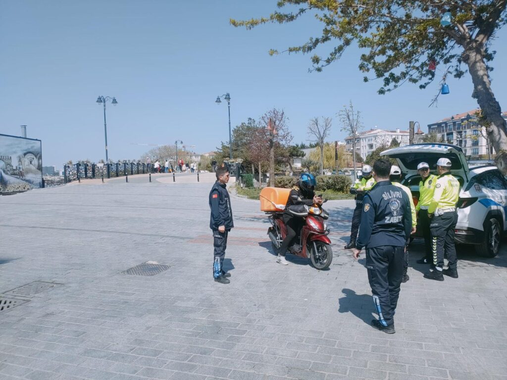 Belediyesi ve Emniyet Müdürlüğünden Ortak Trafik Uygulaması