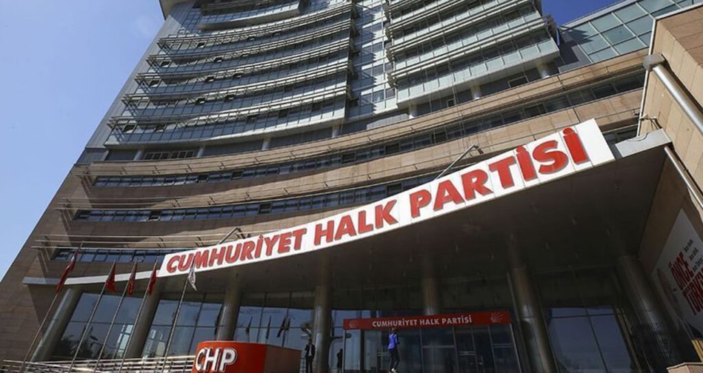 CHP’den ‘şatafat’ ve ‘kayırmacılık’ genelgesi