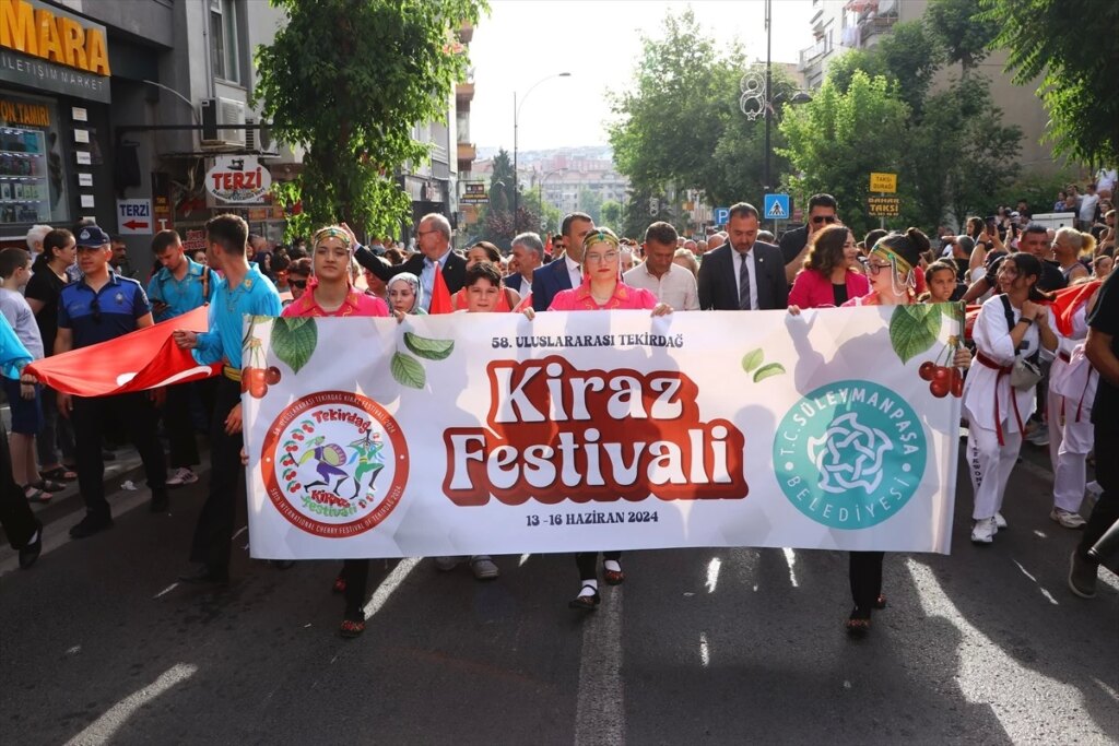 Tekirdağ’da 58. Uluslararası Kiraz Festivali Başladı