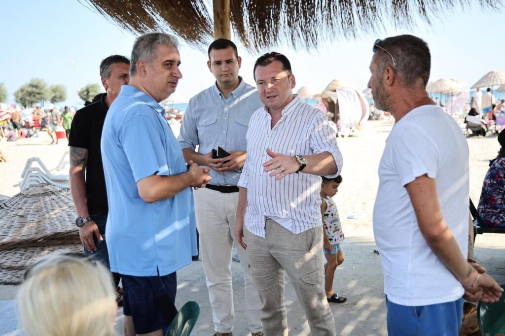 Balcıoğlu Silivri Plajı’nda Hemşerileriyle Buluştu