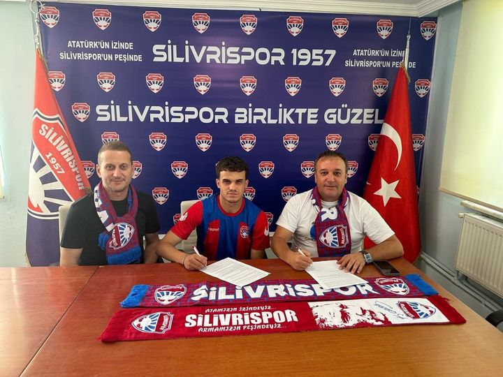 Silivrispor Emirhan Türkmen ile Sözleşme İmzaladı