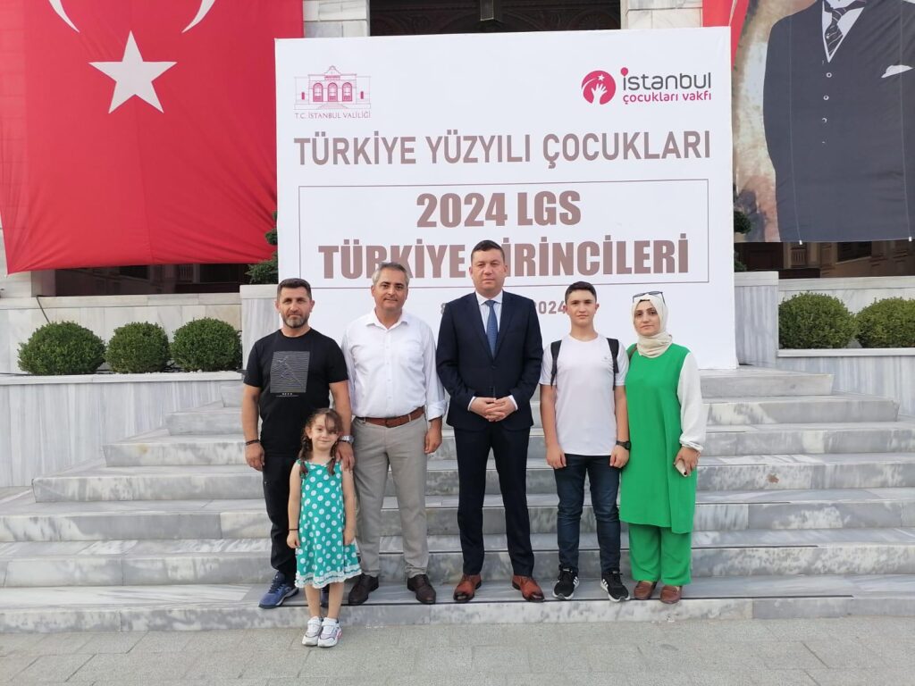 Silivri LGS 1 .leri, Valilik Ödül törenine katıldı.