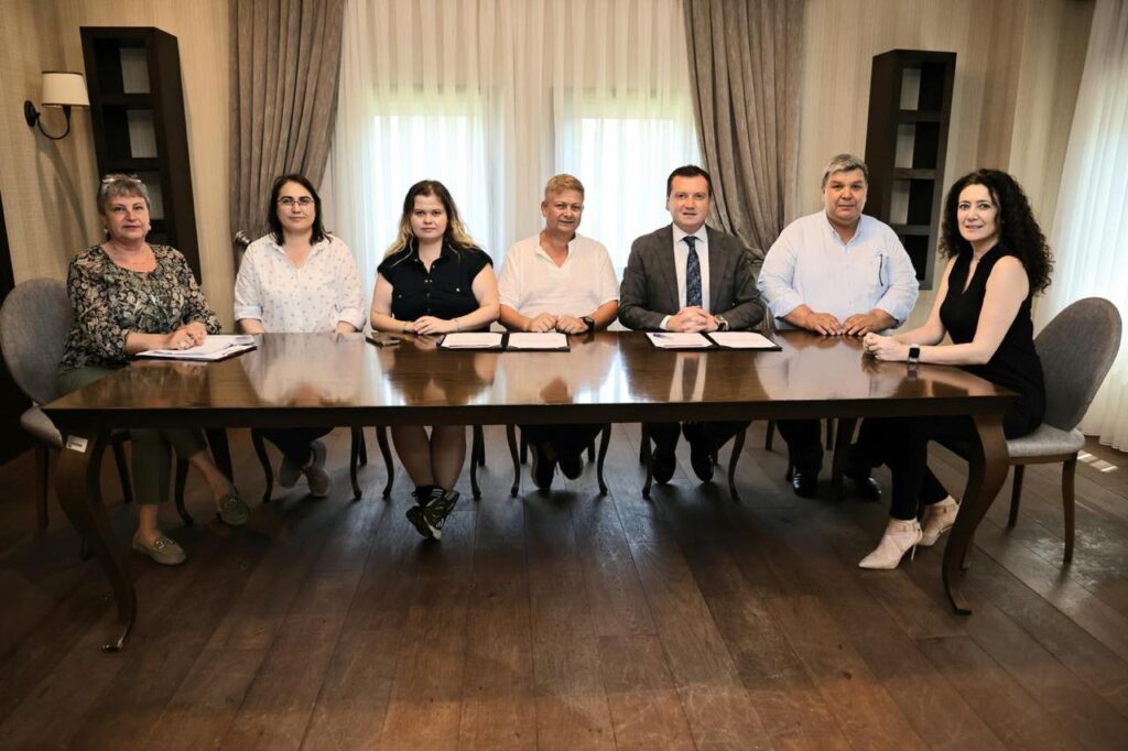 Değirmenköy’e Yeni Kreş protokolü imzalandı.