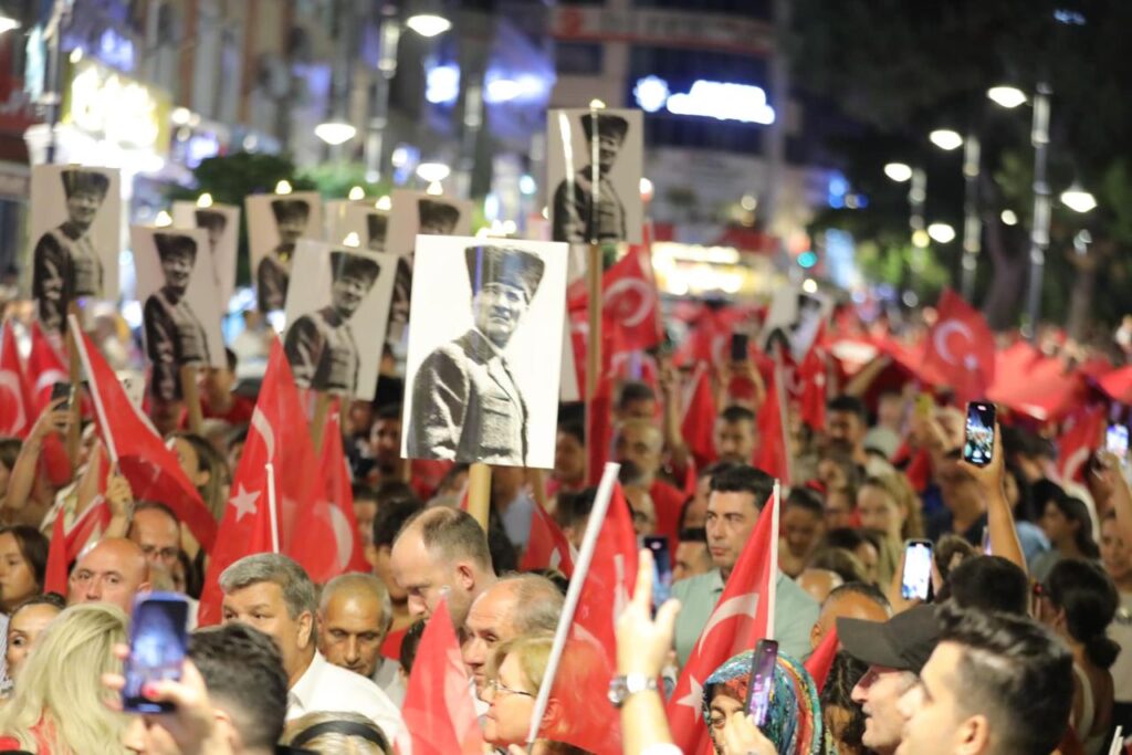 Silivri’de 30 Ağustos Zafer Bayramı ve Berkay konseri coşkusu