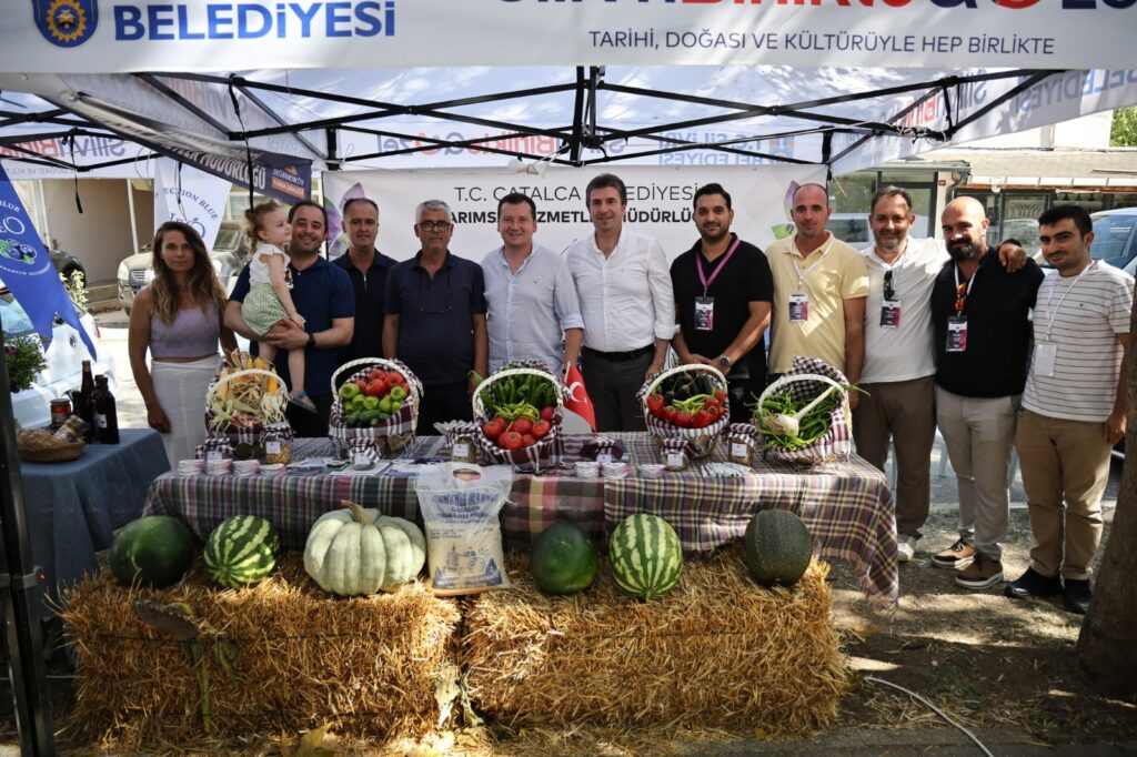Balcıoğlu’ndan, Tarım Şenliği’nin İkinci Gününde de Stantlara Ziyaret