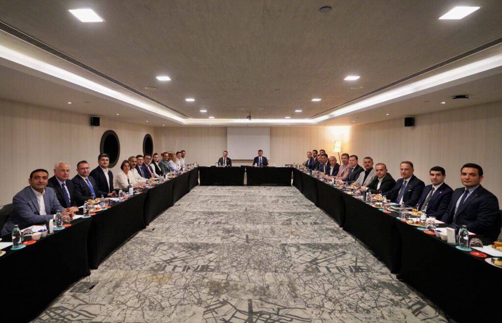 CHP İstanbul İl, İBB ve İlçe Belediye Başkanları toplantısı