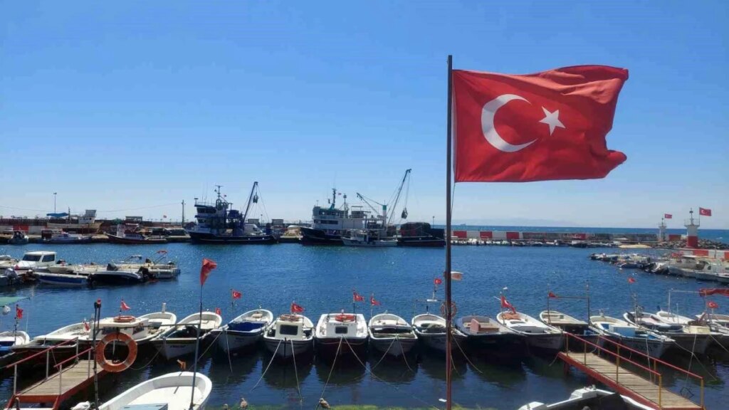 Tekirdağ’da Balıkçılar Yeni Sezona Hazırlanıyor