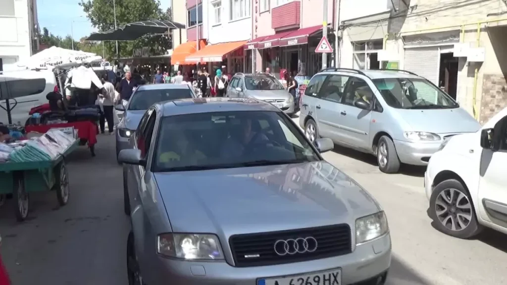 Edirne Esnafı: Bulgar Turistler Alışverişte Fırsatçılıktan Şikayetçi