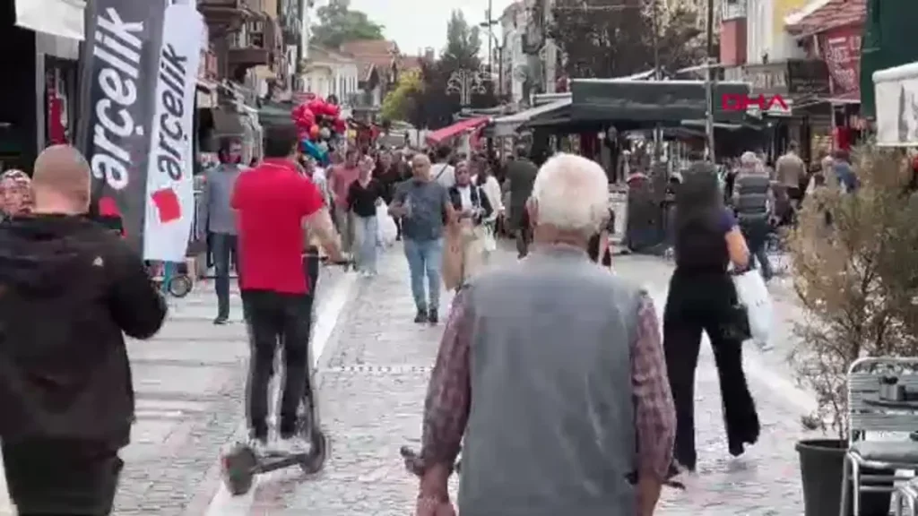 Edirne’ye Yunanistan ve Bulgaristan Vatandaşları Geri Dönüyor