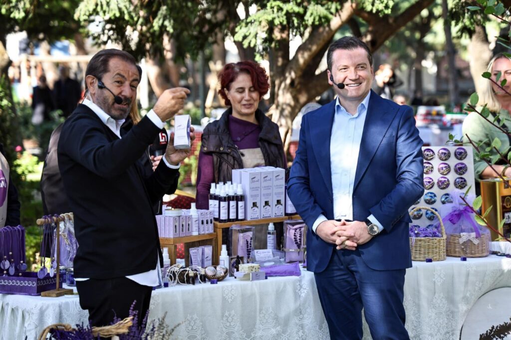 Balcıoğlu, Halk TV’de Silivri’yi tanıttı.