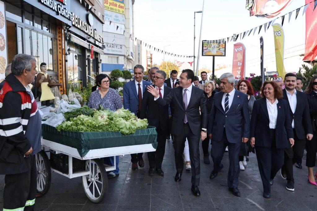 Balcıoğlu, Silivri Esnafının 29 Ekim Cumhuriyet Bayramı’nı Kutladı.