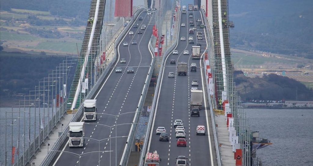 Köprü ve otoyollara Deli Dumrul zammı