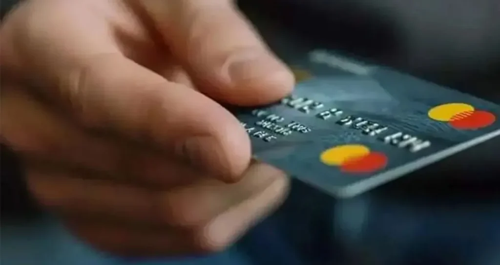 Kredi kartı yapılandırmasında ayrıntı: 50 bin liralık borca 2 bin 222 lira taksit
