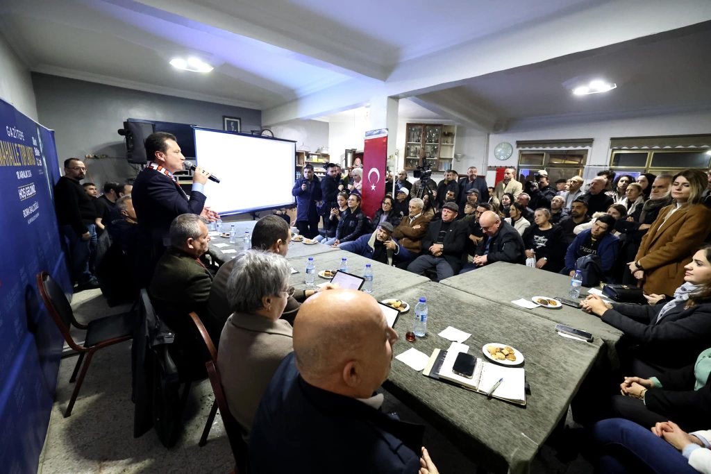 Balcıoğlu Gazitepe’de halkla buluştu.