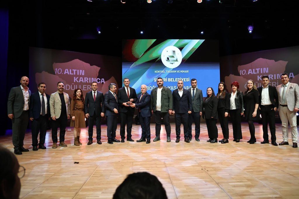 10. Altın Karınca Ödülleri Sahiplerini Buldu.