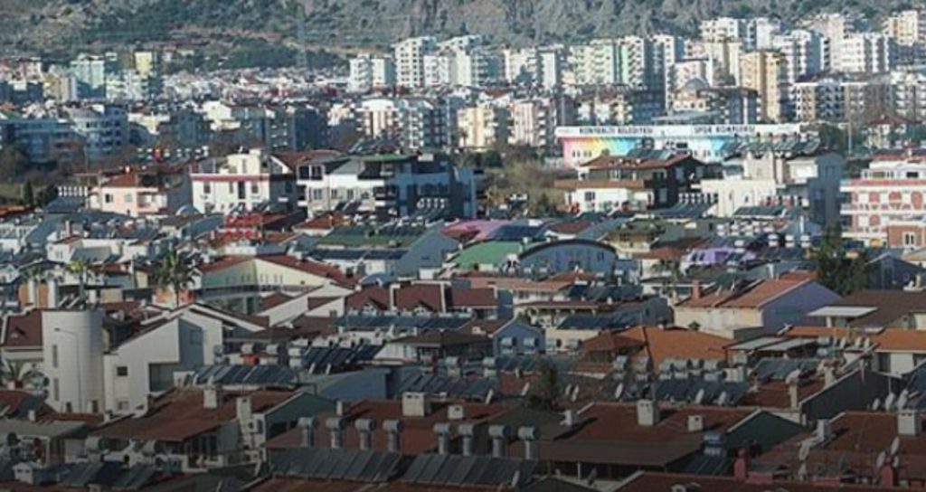 İmar hakkı aktarımı Meclis’ten geçti: ‘Bir sabah eviniz bir arsayla değişebilir’