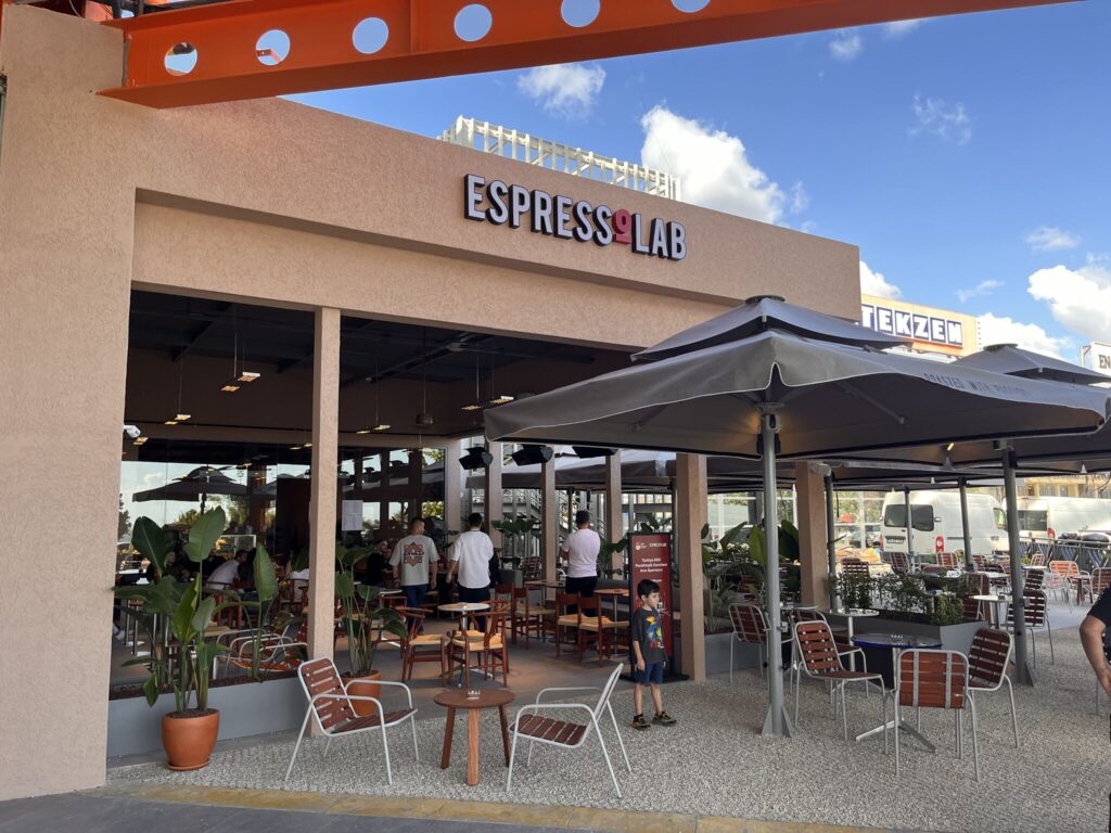 Silivri Espressolab Şubesi kime ait?