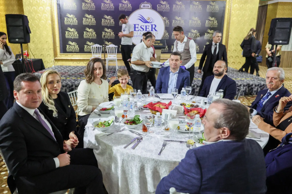 Şehit aileleri ve gaziler için iftar programı