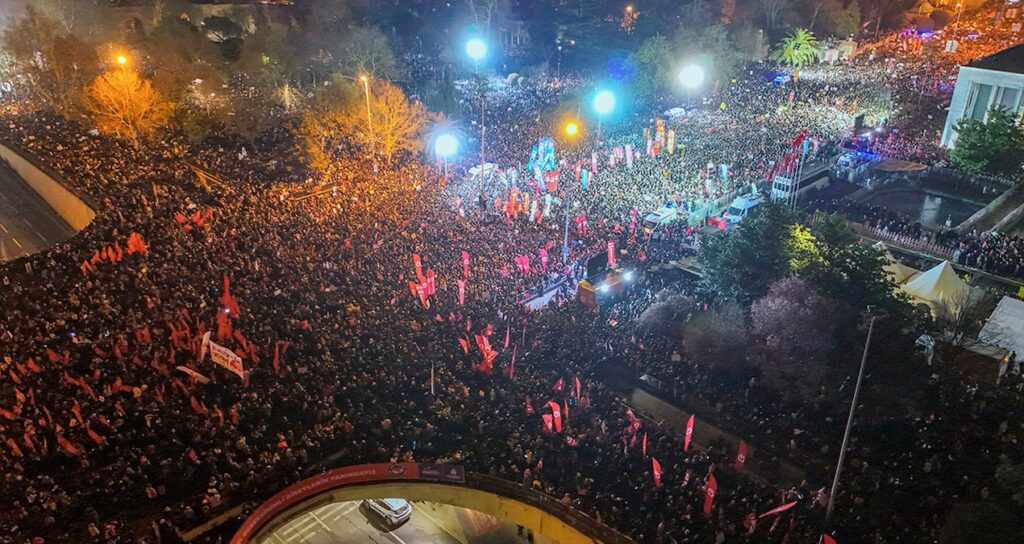 Berkay Gezgin tahliye edildi! 102 genç tahliye edildi