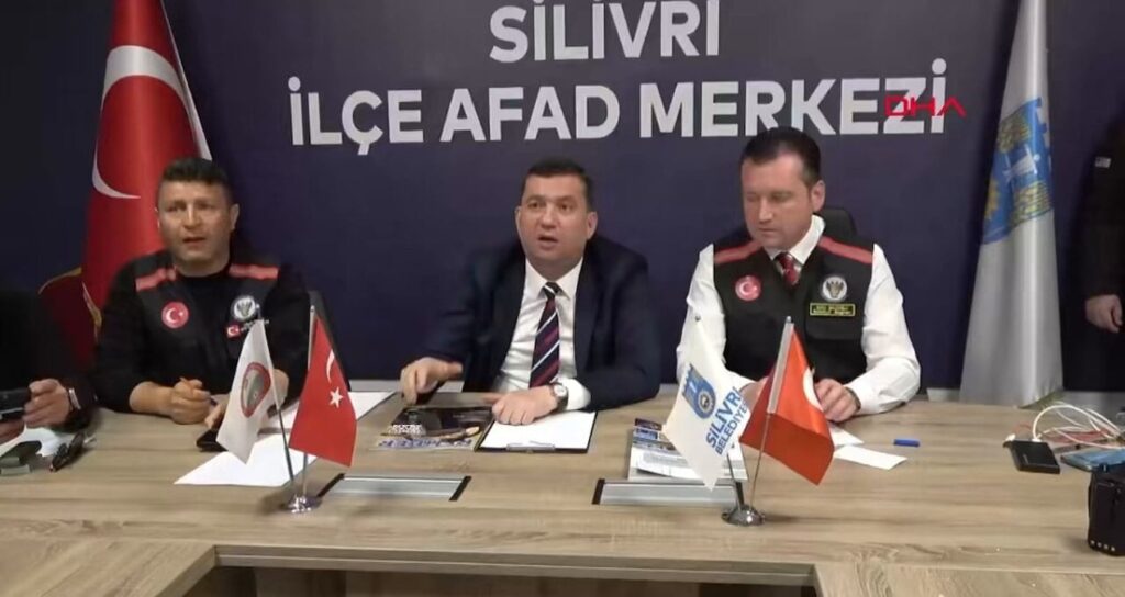 Silivri’de ‘evlere girmeyin’ uyarısı