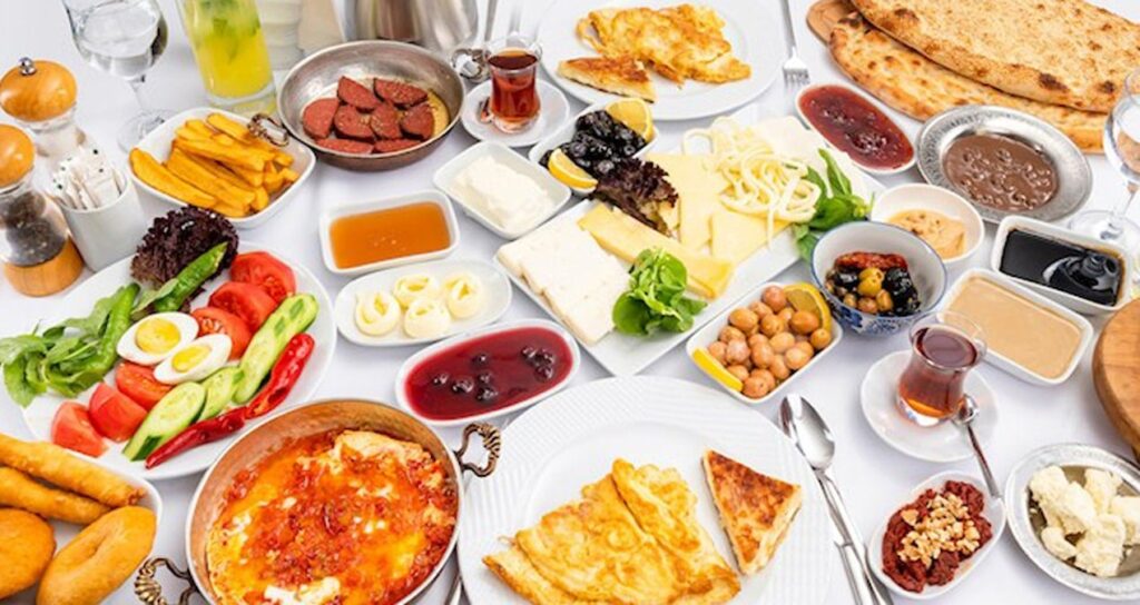 Dünyanın en iyi kahvaltısı Türk kahvaltısı seçildi!