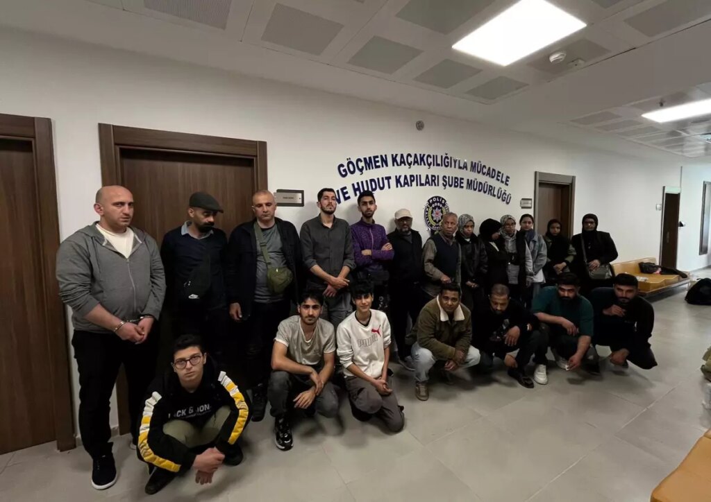 Tekirdağ’da 21 Kaçak Göçmen Yakalandı, Organizör Tutuklandı