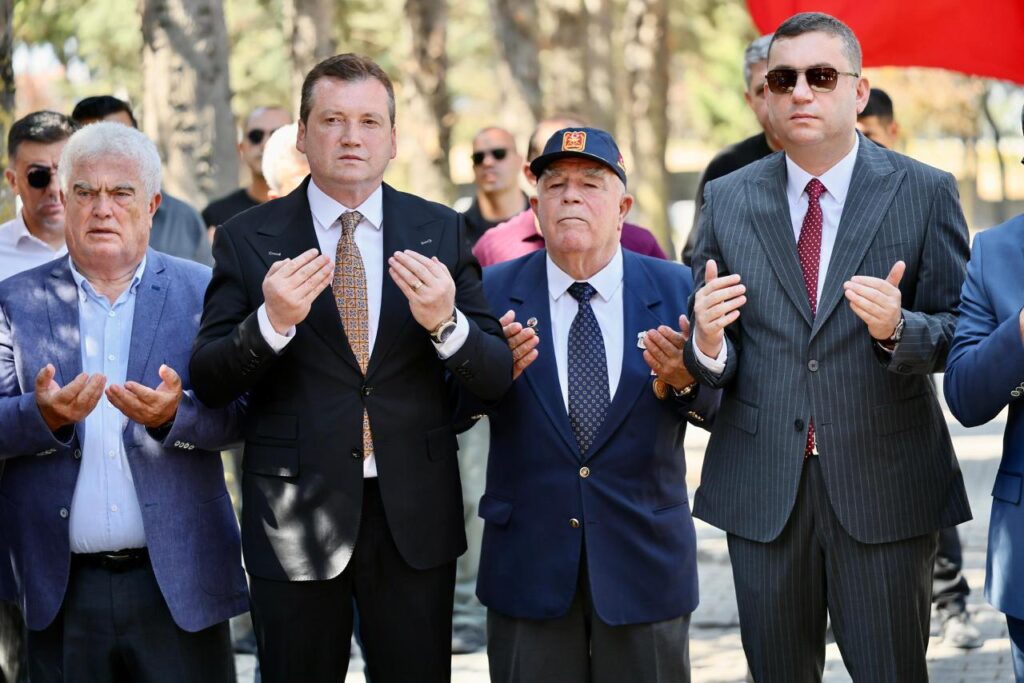 15 Temmuz’da Silivri’de Şehit Kabirlerine Ziyaret, Birlik Mesajı