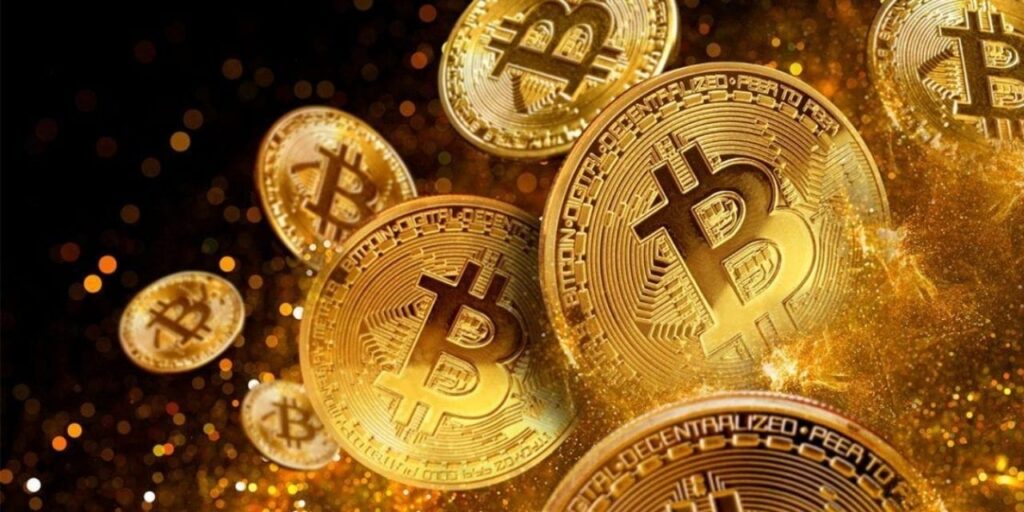 Bitcoin rüzgarı: Alt üst etti, rekor dinlemiyor!