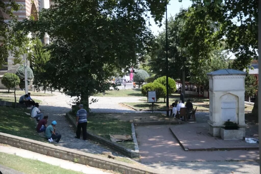 Edirne, Kırklareli ve Tekirdağ’da Sıcak Hava Günlük Yaşamı Olumsuz Etkiliyor