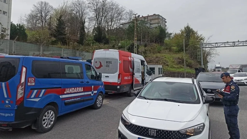 Silivri’de Jandarma ve Emniyetten Geniş Çaplı Denetim