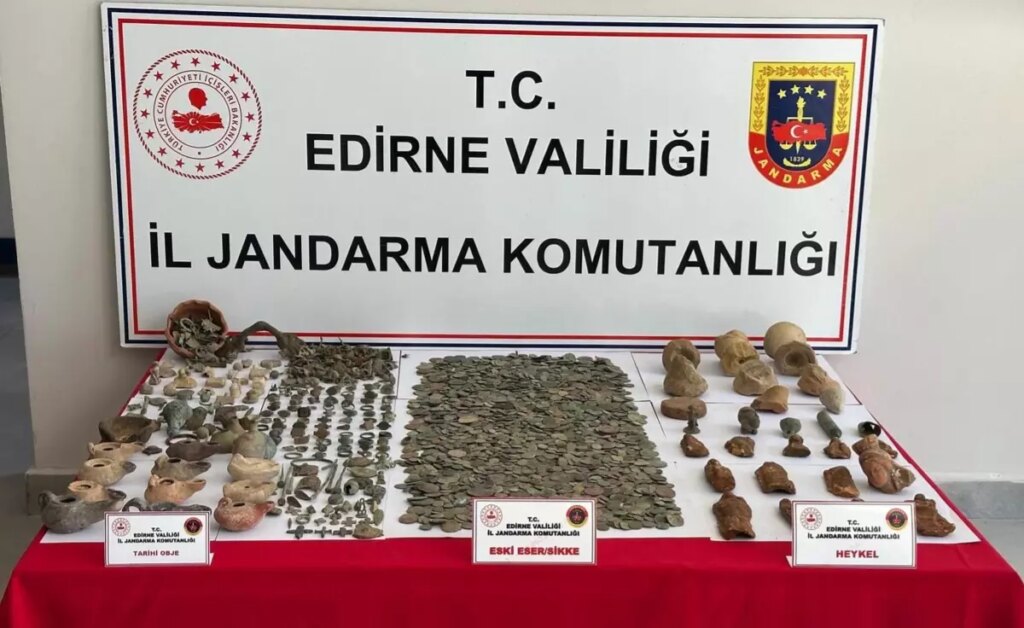 Keşan’da Tarihi Eser Operasyonu: 4bin 564 Parça Ele Geçirildi