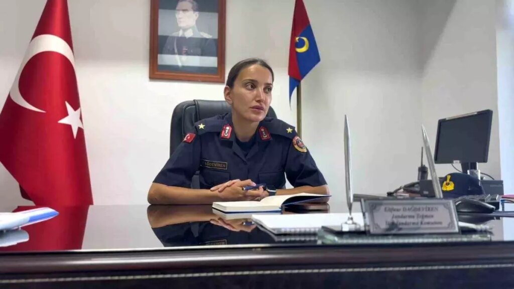 Tekirdağ’ın İlk Kadın İlçe Jandarma Komutanı Elifnur Dağdeviren Göreve Başladı