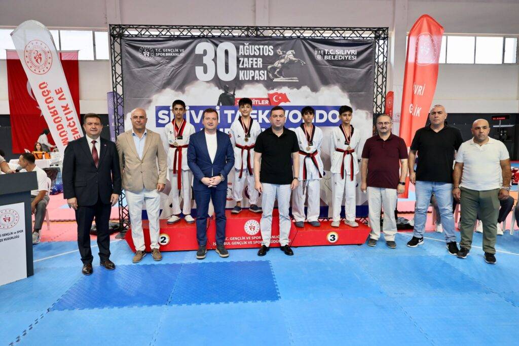 Silivri’de Zafer Kupası Taekwondo Turnuvası Düzenlendi