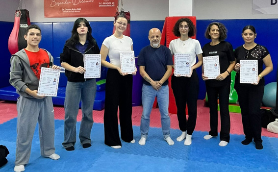Silivri’de Güçlü Kadın Projesi: İki Sporcu Hakemlik Belgesi Aldı