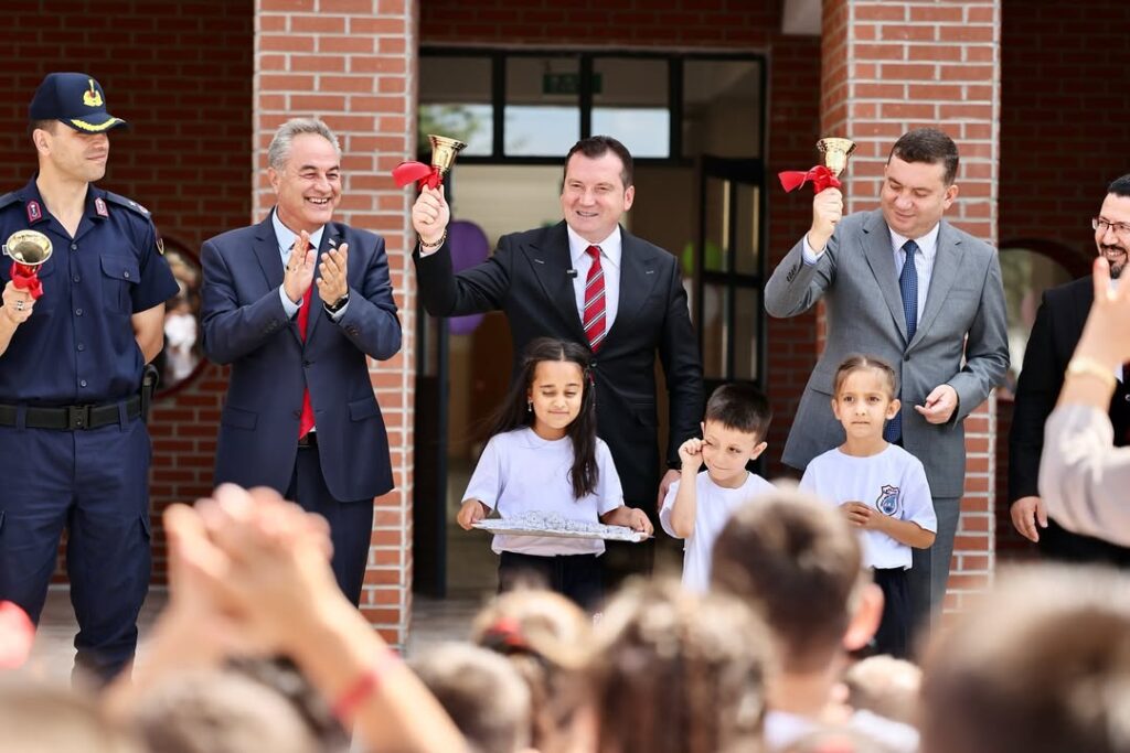 Silivri’de 2025-2026 Eğitim-Öğretim Yılı Açılış Töreni Gerçekleştirildi