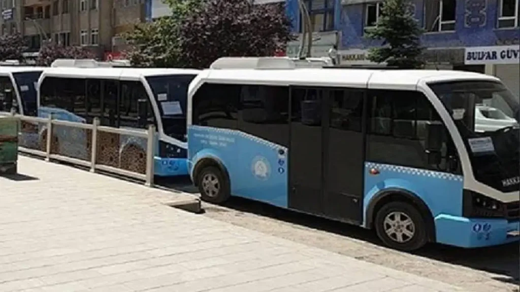 Toplu Taşıma Ücretlerine Yüzde 30 Zam